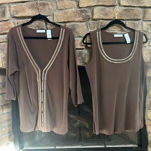 JH Collectibles brown sleeveless sweater & cardigan w/ white & gold stitching 1X